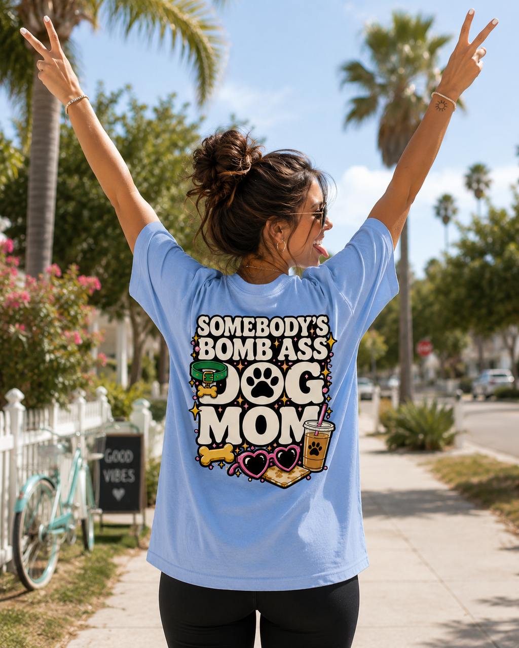 SOMEBODY'S BOMB ASS DOG MOM T-SHIRT